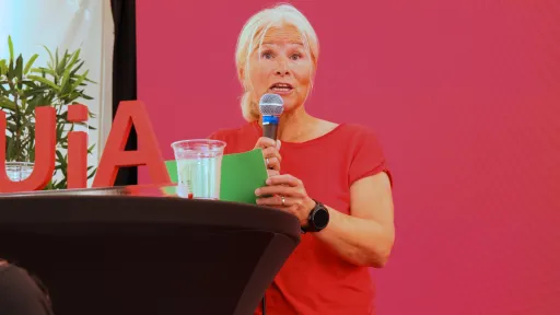 Forsker ved UiS Bente Krisitn Høgmo holder innlegg på seminar om fedre på Arendalsuka