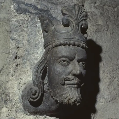 Skulptur av Magnus Lagabøte, Stavanger domkirke
