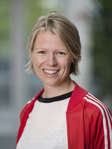 Portrettfoto av Ingvill Stuvøy, førsteamanuensis ved NTNU