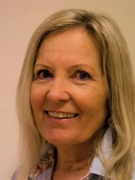 Portrettfoto av Wenche Haaland, jordmor og sexolog