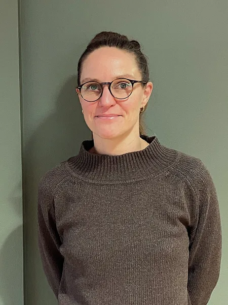 Jannike Gottschalk Ballo, er statsviter og forsker ved Nordisk institutt for studier av innovasjon, forskning og utdanning (NIFU)