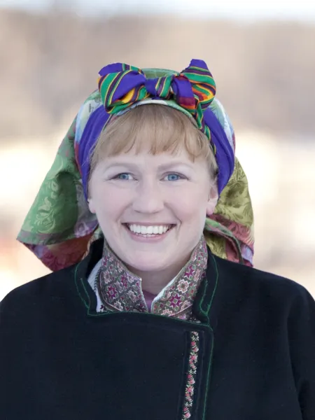 Camilla Rossing, leder for Norsk institutt for bunad og folkedrakt  i bunad