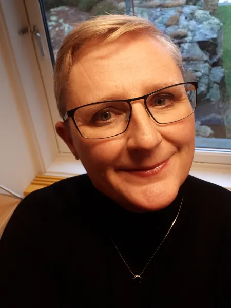 Nora Simonhjell, professor i nordisk litteraturvitenskap, Universitetet i Agder